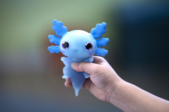 Animagic Let's Glo Axolotl Blue